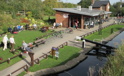 HollingwoodHub