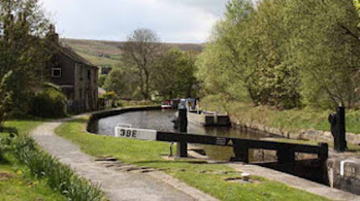 Huddersfield 32E