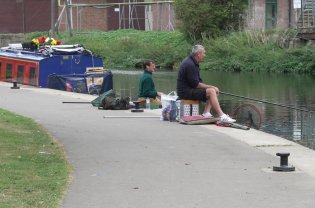 fishermen lock moorings