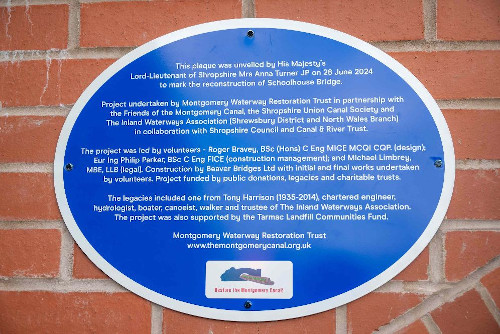 Plaque