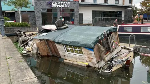 RottingBoatLeicester